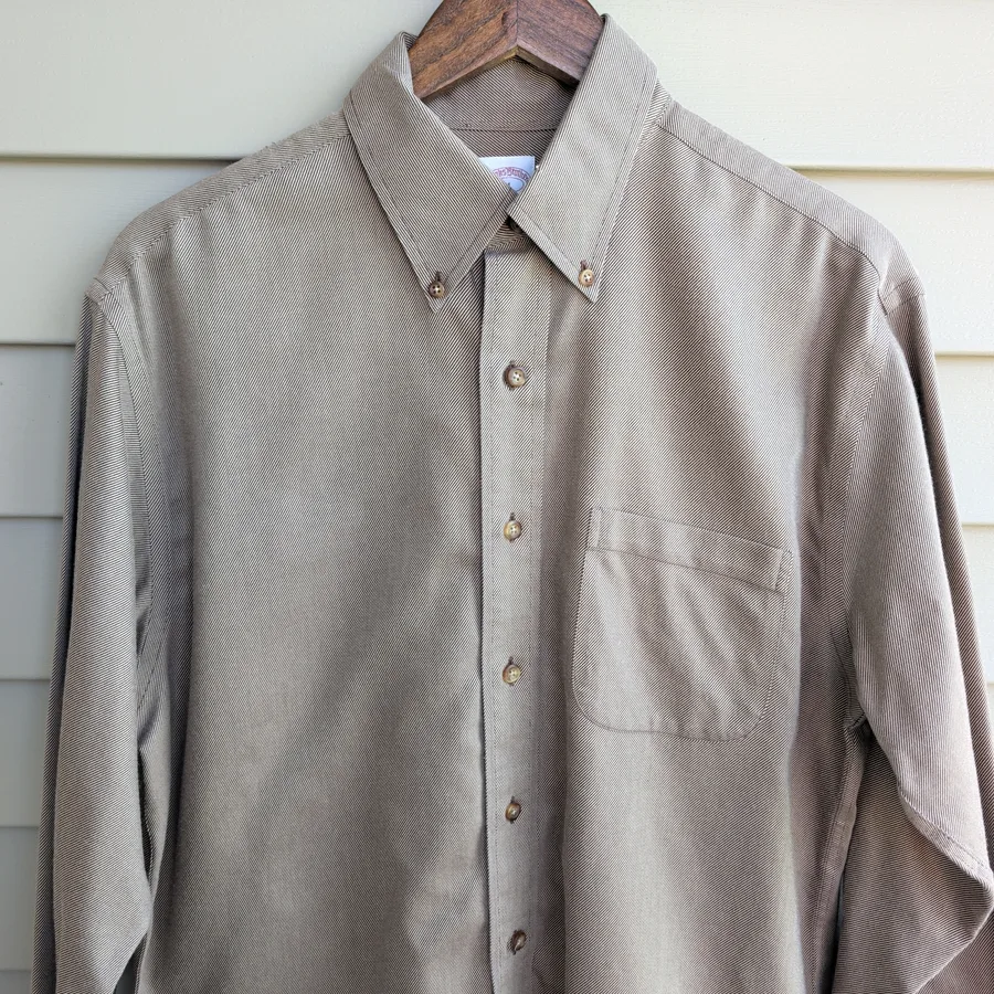 Brooks Brothers 346 Button Down Shirt Mens M Tan Twill Long Sleeve Cotton