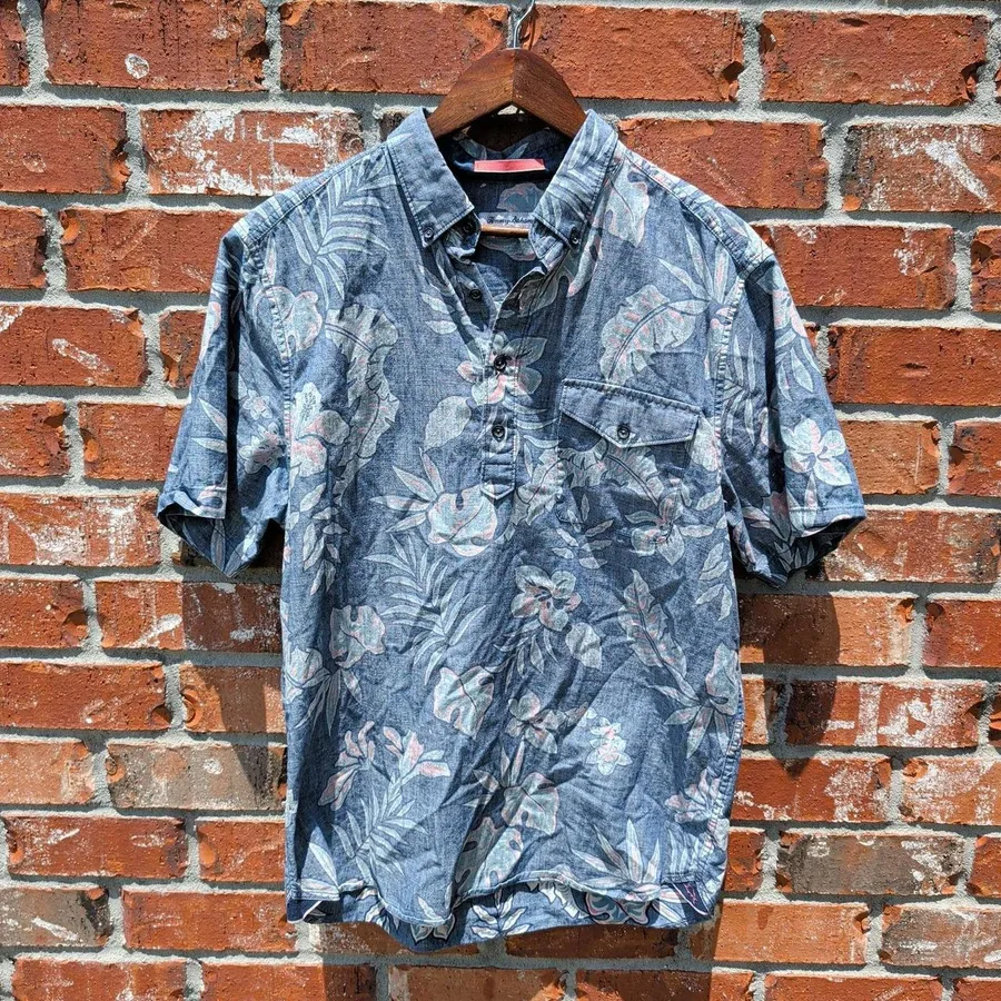 Tommy Bahama Popover Shirt Mens Medium Blue Tropical Floral Cotton Short Sleeve
