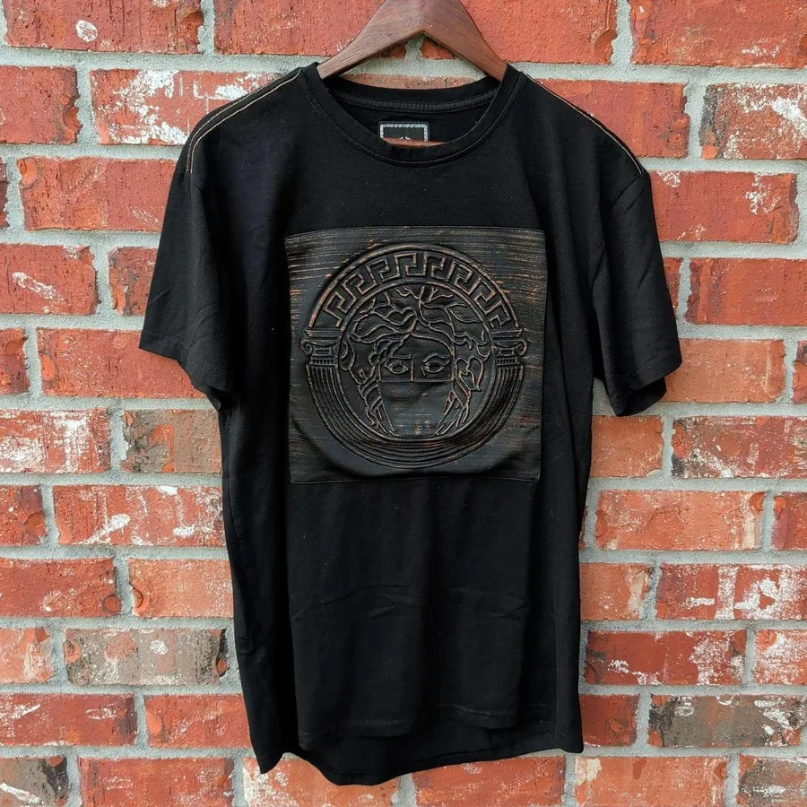 CR24 Chrome Edge Graphic Tee Mens Large Black Embossed Medusa Streetwear