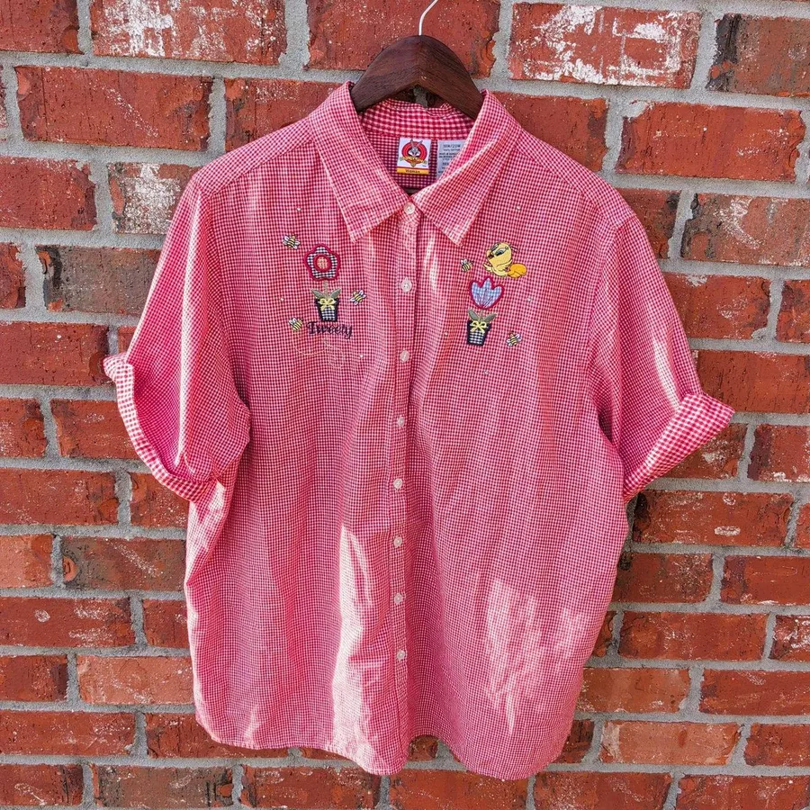 Looney Tunes Button Down Shirt Women 18W/20W Red Gingham Tweety Bird Embroidered