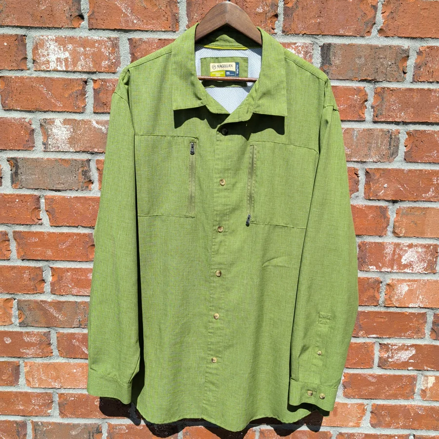 Magellan Outdoors Fishing Shirt Mens 2XL Green Vented Vented Back Button Down