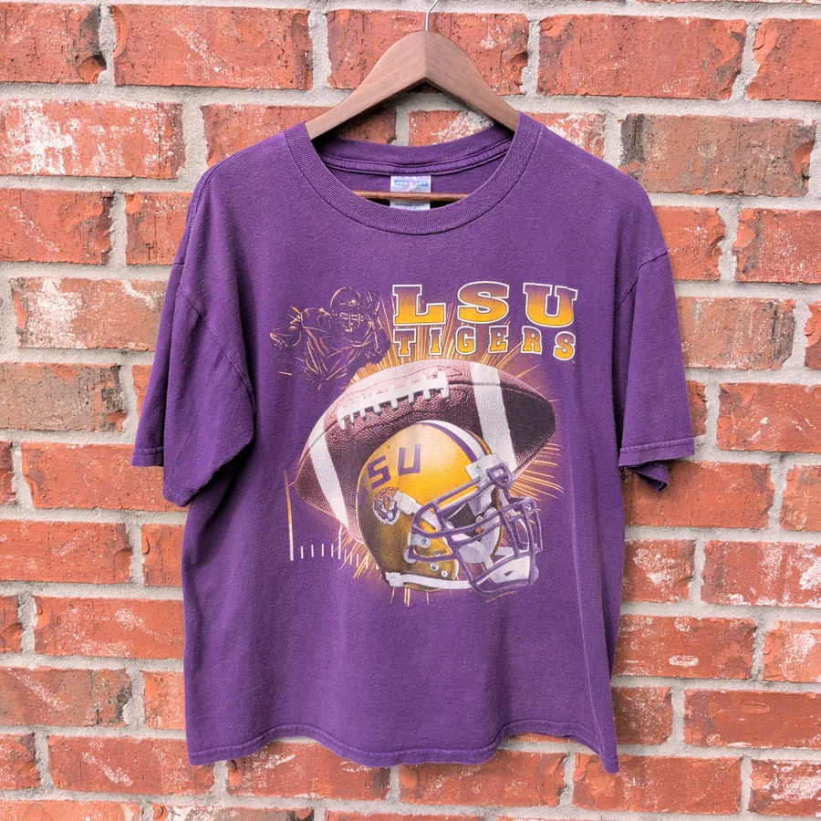 Jerzees LSU Tigers T-Shirt Mens M Purple Football Graphic Tee Vintage