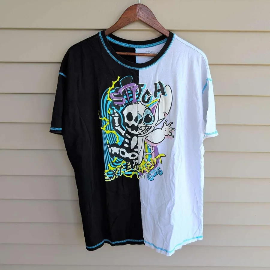 Disney Our Universe Stitch Graphic Tee Mens XL Black White Split Experiment 626