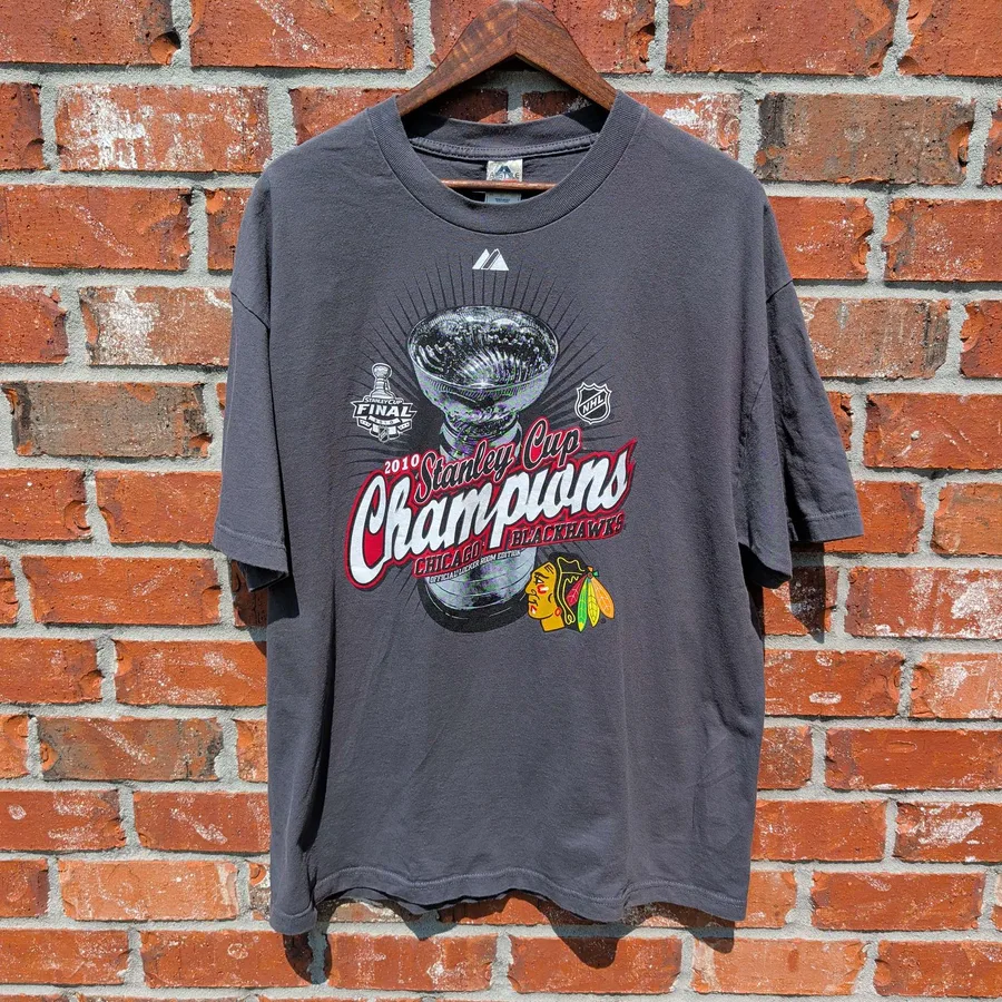 Chicago Blackhawks 2010 Stanley Cup Champions Shirt Mens XL Gray Vintage NHL