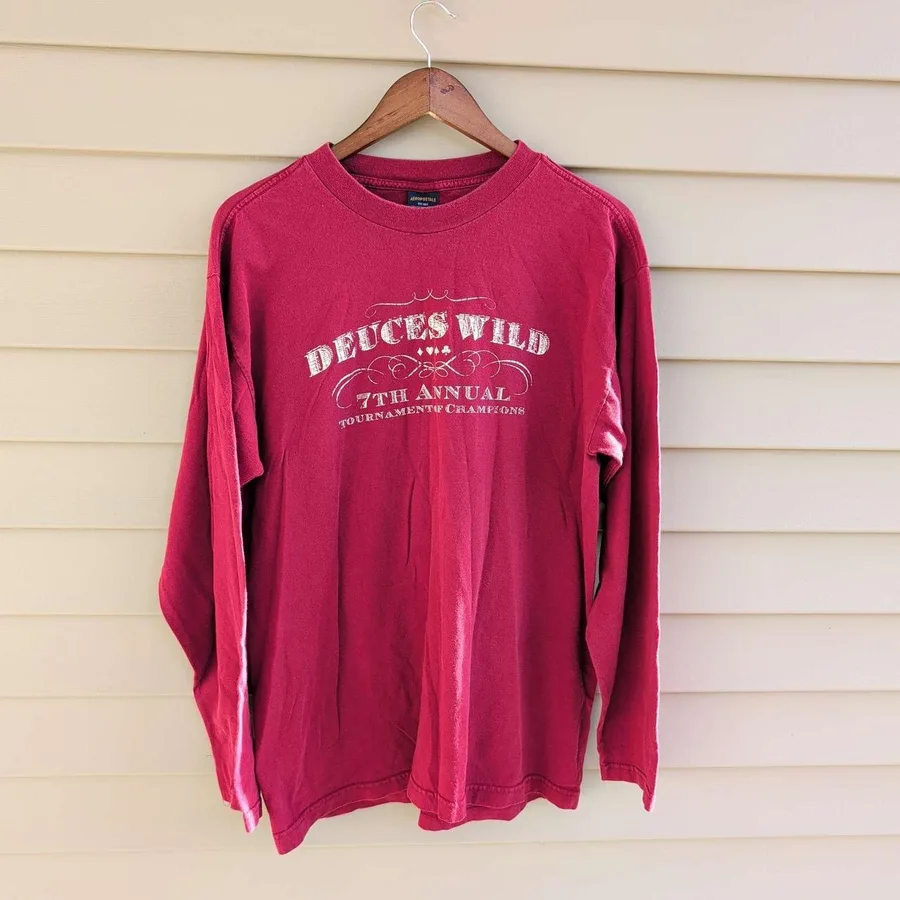 Aeropostale Graphic T-Shirt Mens Large Maroon Deuces Wild Long Sleeve Tee