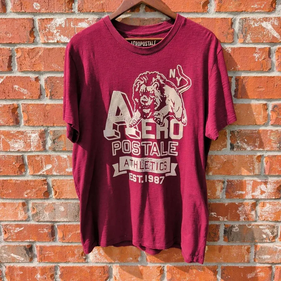 Aeropostale Graphic T-Shirt Mens XL Burgundy Lion Athletics Est 1987