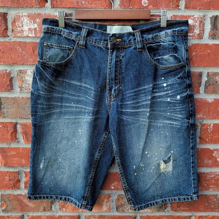 Akademiks Jeanius Denim Shorts Mens 35 Blue Distressed Paint Splatter Y2K Urban