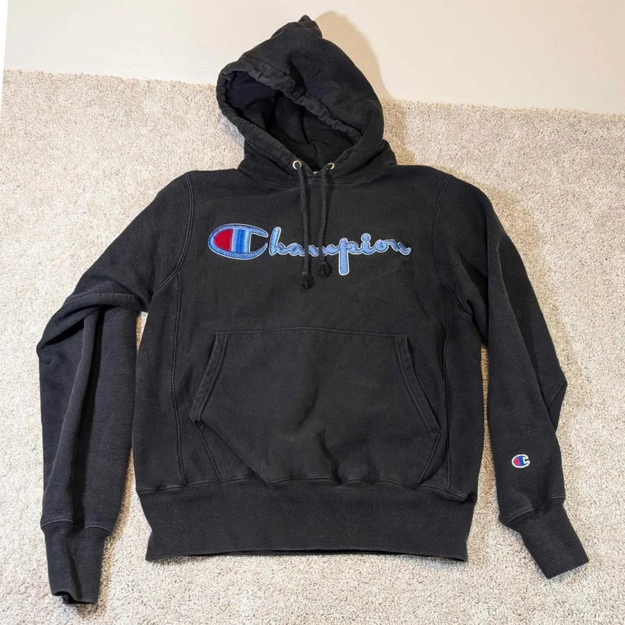 Champion Reverse Weave Hoodie Sweatshirt Men's Small Embroidered Logo Pullover