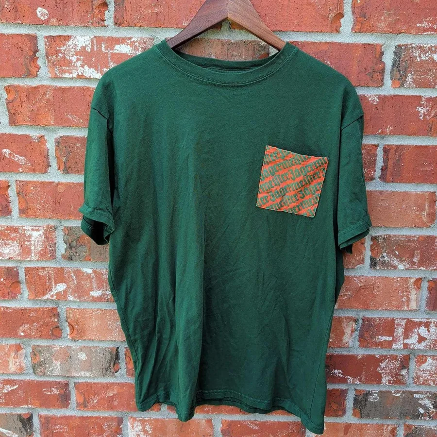 Jagermeister T-Shirt Mens Large Green Graphic Pocket Logo Short Sleeve Tee