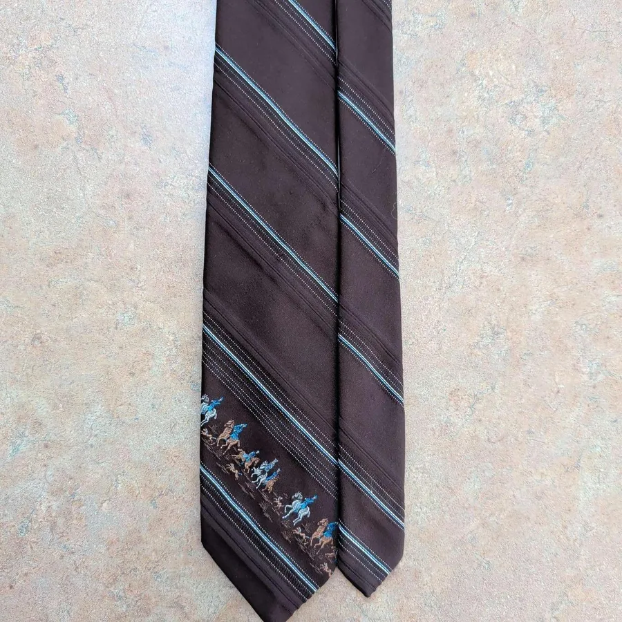 Wembley Necktie Brown Fox Hunt Equestrian Embroidered Washable Vintage
