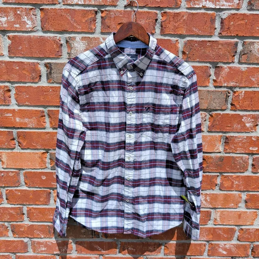 American Eagle Button Down Shirt Mens L Maroon Navy Plaid Long Sleeve