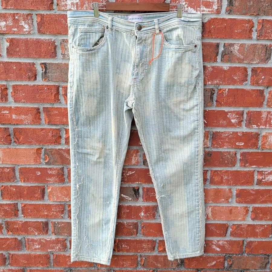 Arketype Distressed Quilted Jeans Mens 36x32 Light Blue Tapered Frayed Denim