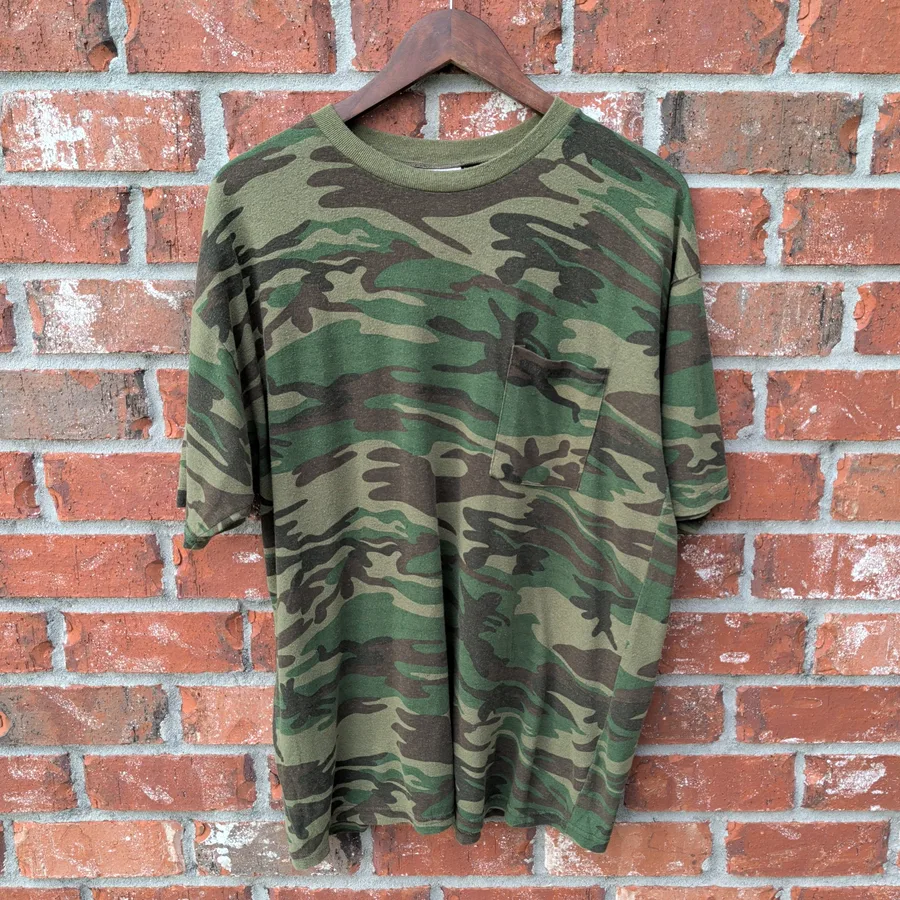 Vintage Camo Pocket T-Shirt Mens XL Green Brown Tiger Stripe 90s Tee