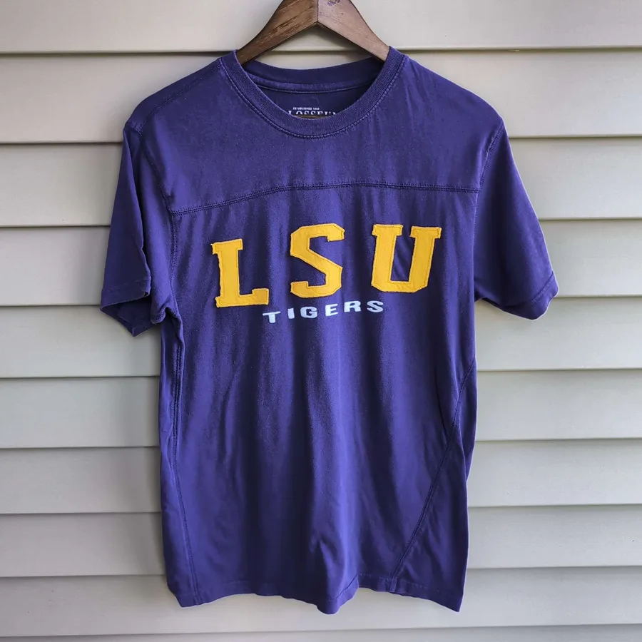Colosseum Athletics LSU Tigers T-Shirt Mens M Purple Embroidered Logo