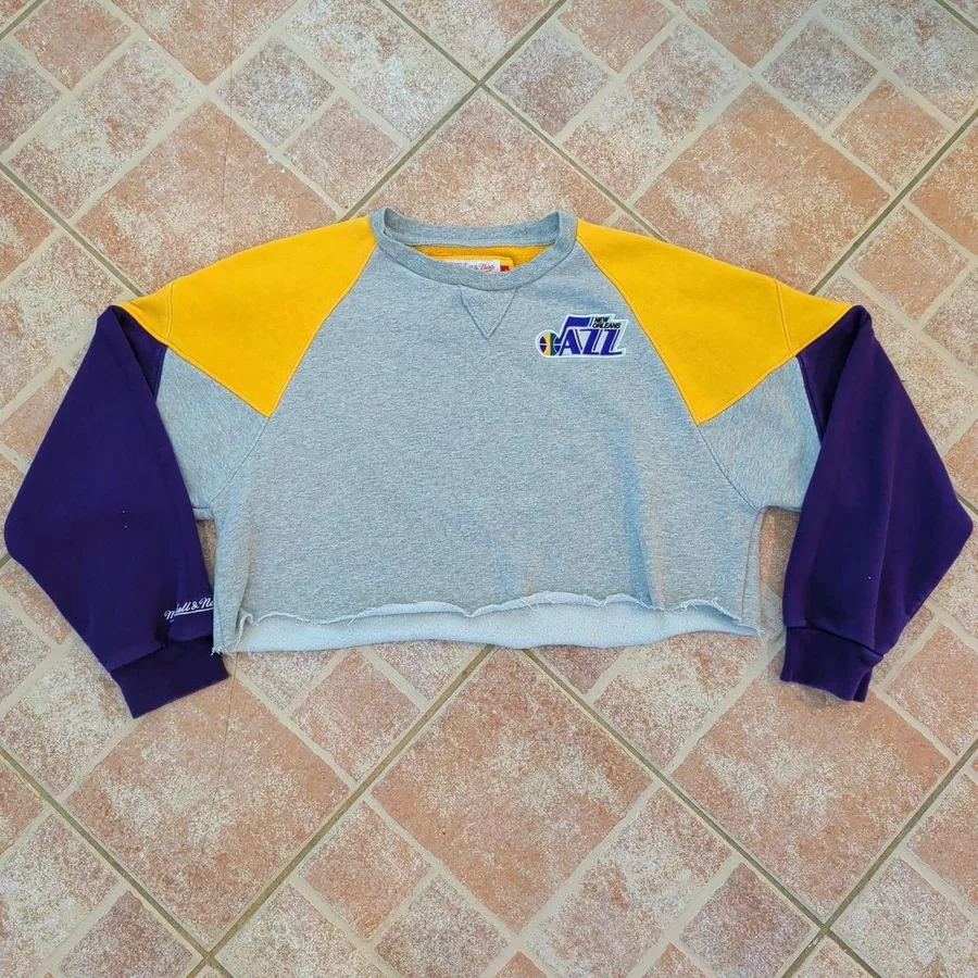 Mitchell & Ness New Orleans Jazz Sweatshirt Womens L Gray Purple Yellow Cropped