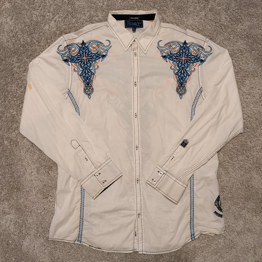 Roar Signature Shirt Mens XL White Embroidered Cross Tribal Graphic Long Sleeve