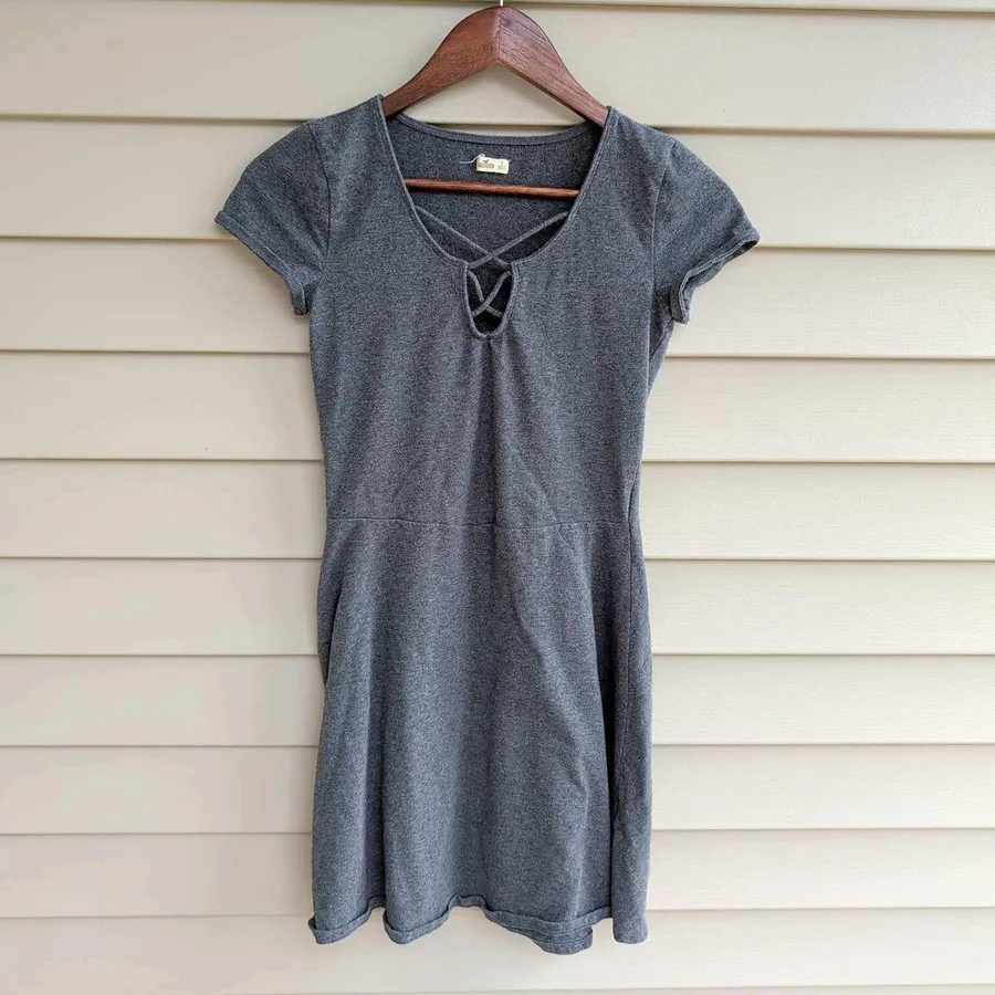 Hollister Fit and Flare Dress Womens Small Gray Lattice V-Neck Short Sleeve