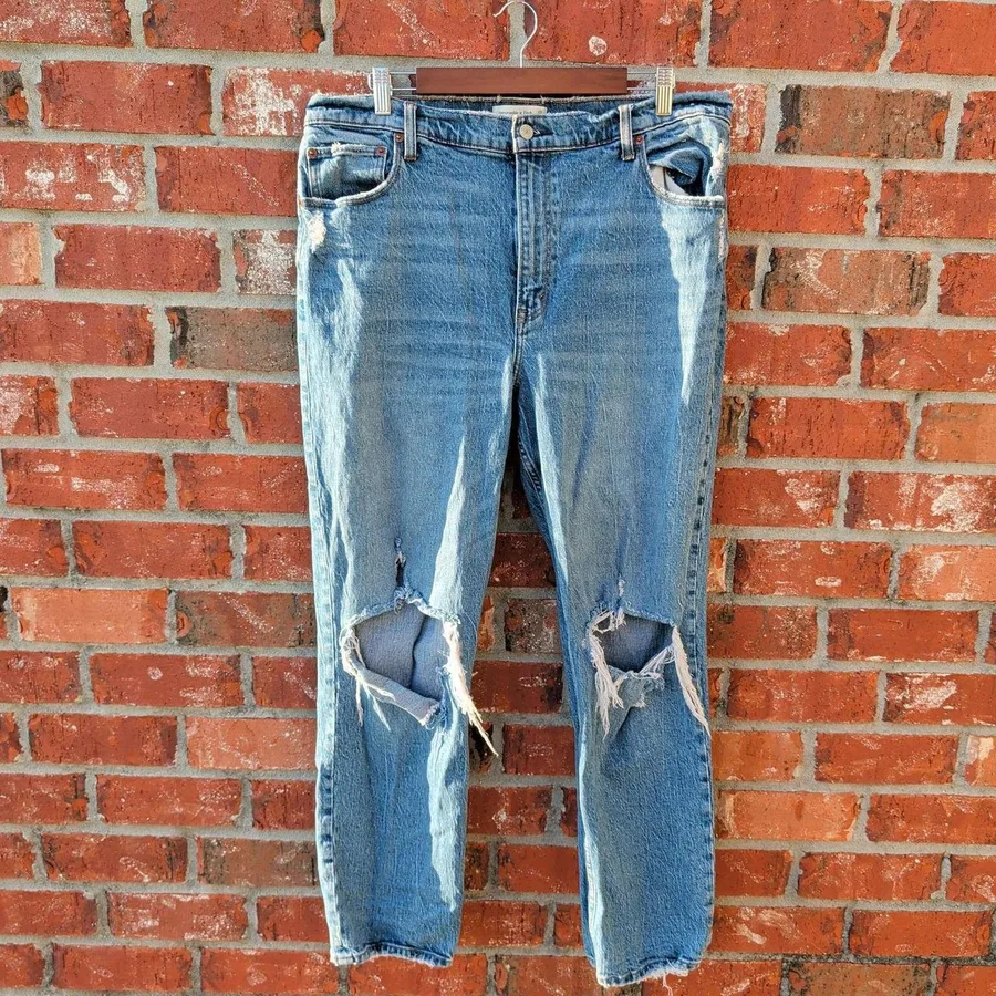 Abercrombie & Fitch 90s Straight Jeans Women 33/16R Blue Ultra High Distressed